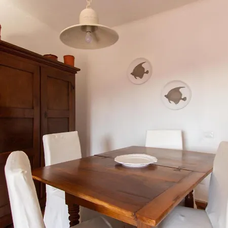 With 2 Bedrooms In Порто-Черво
